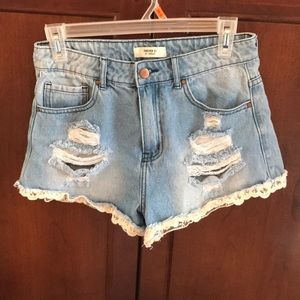 Lace trim shorts